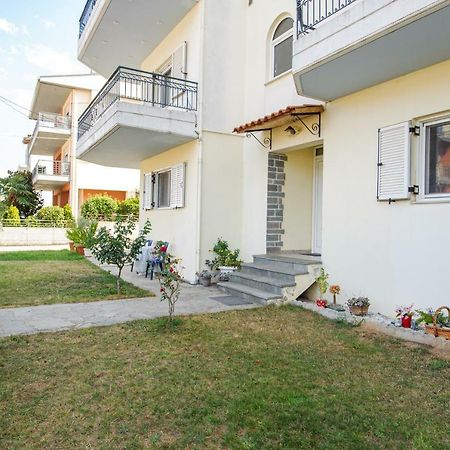 La Casa - Traditionally Elegant Apt 38M2 W Prk Grd Ioannina Ngoại thất bức ảnh